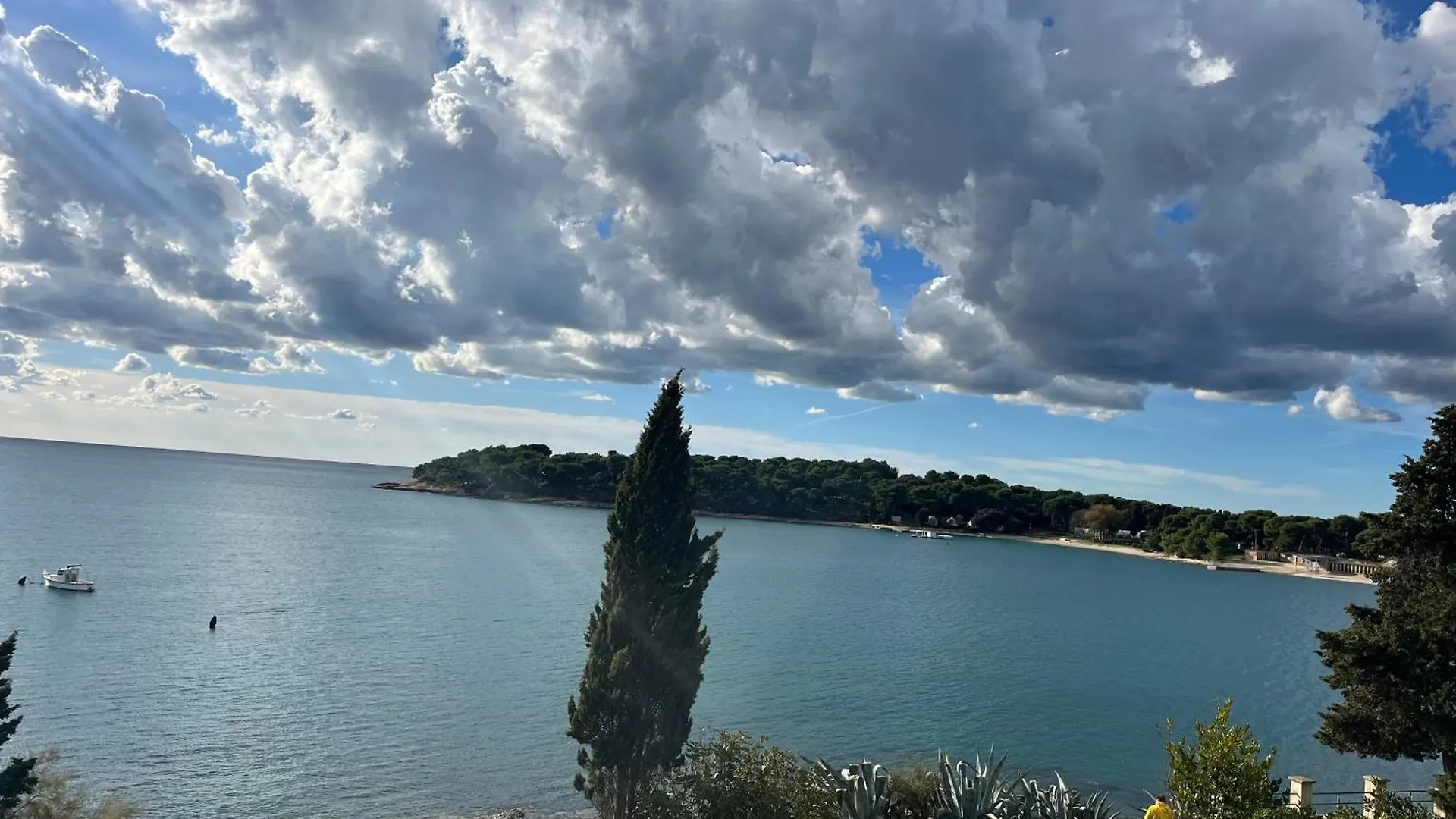Apartment With A Sea View Pula 0*,  Kroatien