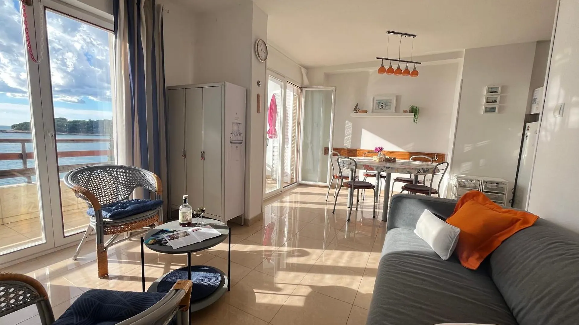 Apartment With A Sea View Pula